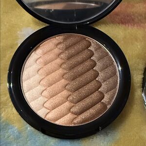 Belle by Kim Gravel Radiant Bronzer & Contour Palette